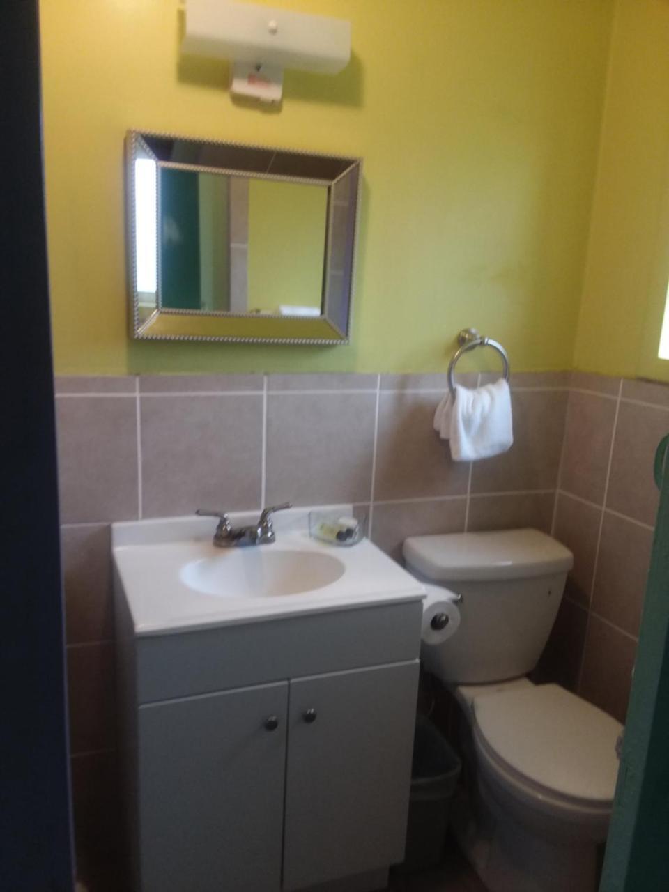 Shiny Motel Hoquiam Екстер'єр фото